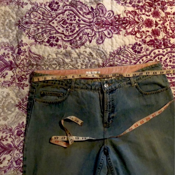 Dana Buchman Rhinestone Bow Blue Jeans - Picture 6 of 11